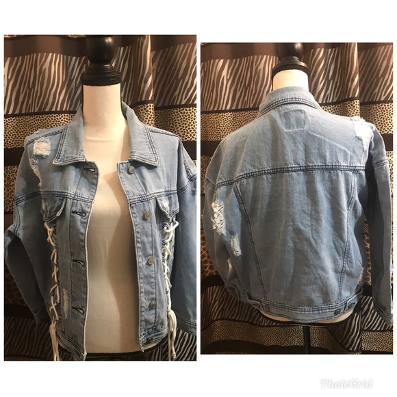 light denim jacket distress size small left - Picture 3 of 6